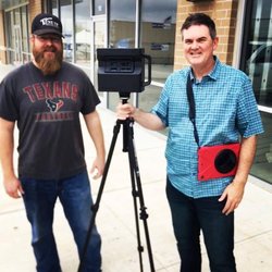 LeaderShield - Lance capturing a VR Tour for the newest Tune Up Manly Salon location in Pasadena.