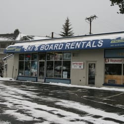 Pyramid Peak Ski And Snowboard Rentals