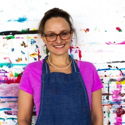 Art Room Atelier - Jessica Jane Russell, artist and owner of Art Room Atelier