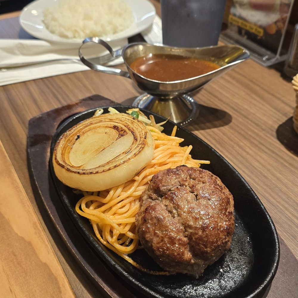Marujuu - Regular (200g) hamburger added grilled onion - Japanese Near Me - Honolulu, Hawaii Marujuu - Regular (200g) hamburger added grilled onion - Japanese Near Me - Honolulu, Hawaii