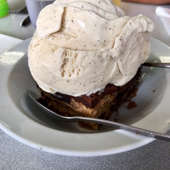 Restaurant Kenichi - Brookie (cookie, Oreo, brownie) with Tahitian vanilla ice cream - VN - Desserts Near Me - Hilo, Hawaii