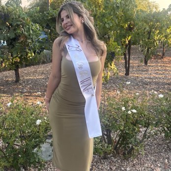 Rockin' Wine Tours - Wine Tours Near Me - Temecula, California