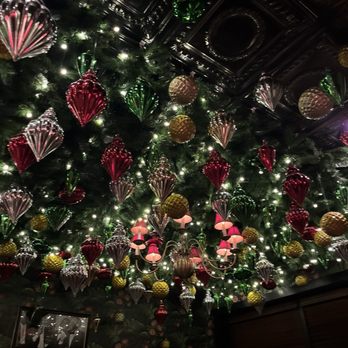 The Venetian - Inside the Venetian restaurant - Italian Near Me - Weymouth, Massachusetts