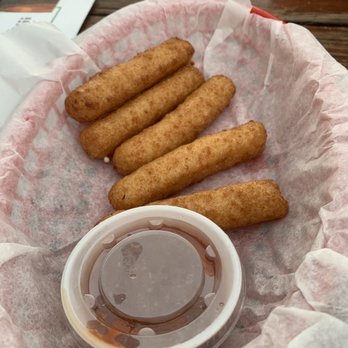 Finns Beachside Pub - Mozzarella sticks - New American Near Me - Flagler Beach, Florida