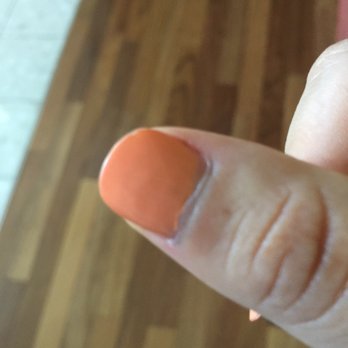 Beauty Bar - Gap between polish and cuticle. Uneven layers. - Day Spas Near Me - Toledo, Ohio