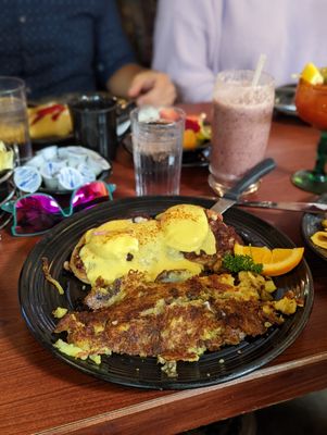 Los Gatos Cafe Downtown by null