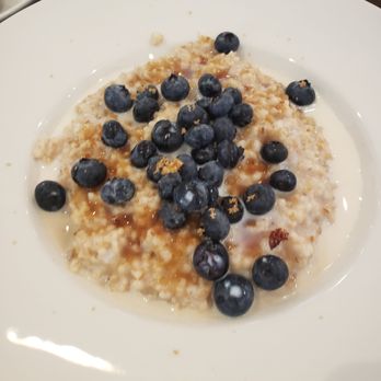 Harry's Restaurant - Oatmeal - no raisins with blueberries - Breakfast & Brunch Near Me - Houston, Texas Harry's Restaurant - Oatmeal - no raisins with blueberries - Breakfast & Brunch Near Me - Houston, Texas