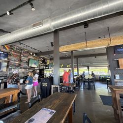 Back Channel Brewing - Tap room