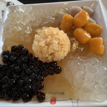Blackball Taiwanese Dessert - Blackball lemon aiyu jelly - Taiwanese Near Me - Vancouver, British Columbia
