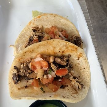 El Guanaco - Pork tacos - Mexican Near Me - Oakland Park, Florida