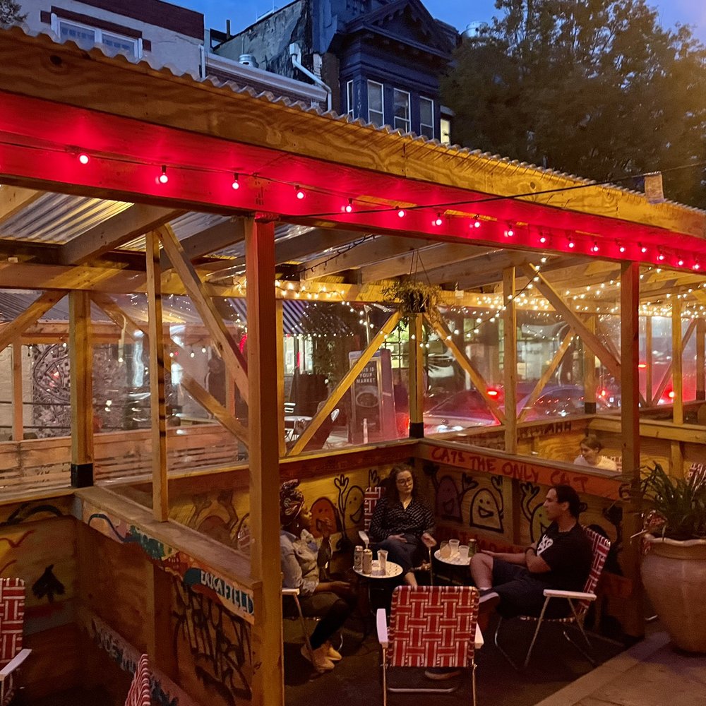 Sonnys Cocktail Joint - Outdoor Sidewalk Seating - Cocktail Bars Near Me - Philadelphia, Pennsylvania Sonnys Cocktail Joint - Outdoor Sidewalk Seating - Cocktail Bars Near Me - Philadelphia, Pennsylvania