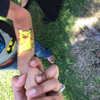 Fancy Nancy Faces - Pikachu - Face Painting Near Me