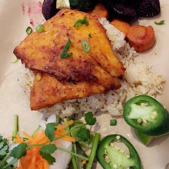 Heo Eatery - Turmeric fish with veggies and rice - Vietnamese Near Me - Austin, Texas Heo Eatery - Turmeric fish with veggies and rice - Vietnamese Near Me - Austin, Texas