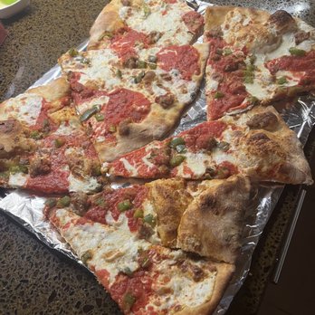 Grimaldi's Pizzeria - Pizza Near Me - Grapevine, Texas