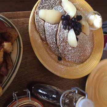 La Note - Lemon-gingerbread pancakes - French Near Me - Berkeley, California La Note - Lemon-gingerbread pancakes - French Near Me - Berkeley, California
