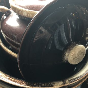 Simplicity - Great stoneware and serving pieces. - Used, Vintage & Consignment Near Me - Poughkeepsie, New York Simplicity - Great stoneware and serving pieces. - Used, Vintage & Consignment Near Me - Poughkeepsie, New York