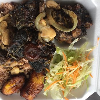 Francisco's Restaurant - Braised oxtail, coconut rice, veg, and plantains - Caribbean Near Me - Rochester, Minnesota