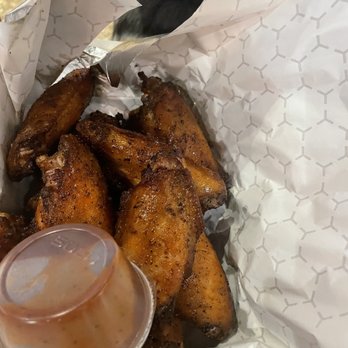 DCity Smokehouse - Dcity Pit Smoked Wings - Barbeque Near Me - Washington, DC, District of Columbia