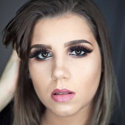 Jhellen House Of Beauty - Beautiful makeup by Priscila