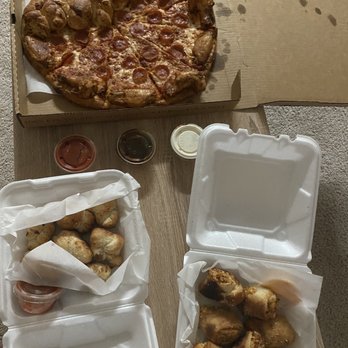 Mario's Pizza - Super bowl set up! The Boyfriend Pizza, garlic knots & buffalo chicken rolls! - Pizza Near Me - Orlando, Florida Mario's Pizza - Super bowl set up! The Boyfriend Pizza, garlic knots & buffalo chicken rolls! - Pizza Near Me - Orlando, Florida