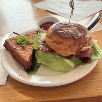 Koko Head Cafe - Egg Handwich - Breakfast & Brunch Near Me - Honolulu, Hawaii