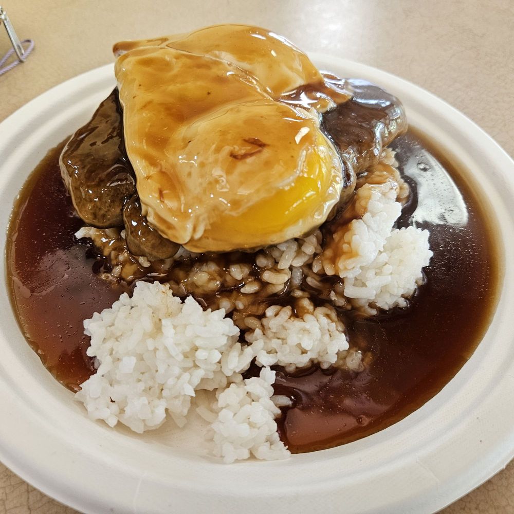 Harkness Dining Room QMC - Loco Moco. - Cafeteria Near Me - Honolulu, Hawaii