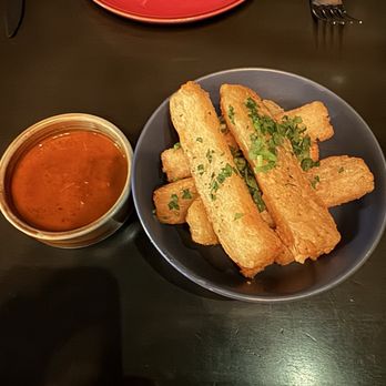 Meski Restaurant - Yule Fries - Ethiopian Near Me - San Francisco, California Meski Restaurant - Yule Fries - Ethiopian Near Me - San Francisco, California