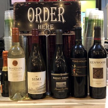 Acme Burger - Rodney Strong Pinot Noir cheers clink clink - Burgers Near Me - Cotati, California Acme Burger - Rodney Strong Pinot Noir cheers clink clink - Burgers Near Me - Cotati, California