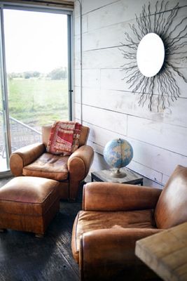 FlopHouze - Shipping Container Hotel by null