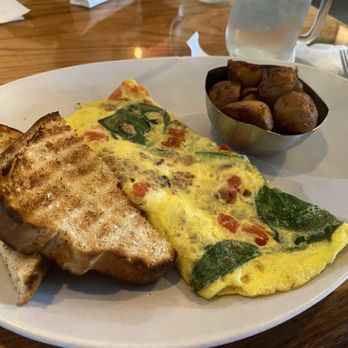 Drift - BYO Omelet and side of potatoes - Breakfast & Brunch Near Me - Myrtle Beach, South Carolina