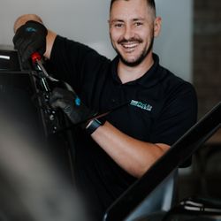 ProLite Auto Glass - Our Technicians Average 10 Years of Experience