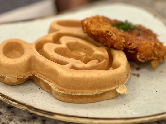 Grand Floridian Cafe by null