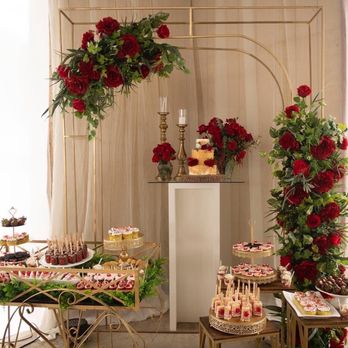 Leslie's Custom Floral - Florists Near Me - Delano, California Leslie's Custom Floral - Florists Near Me - Delano, California
