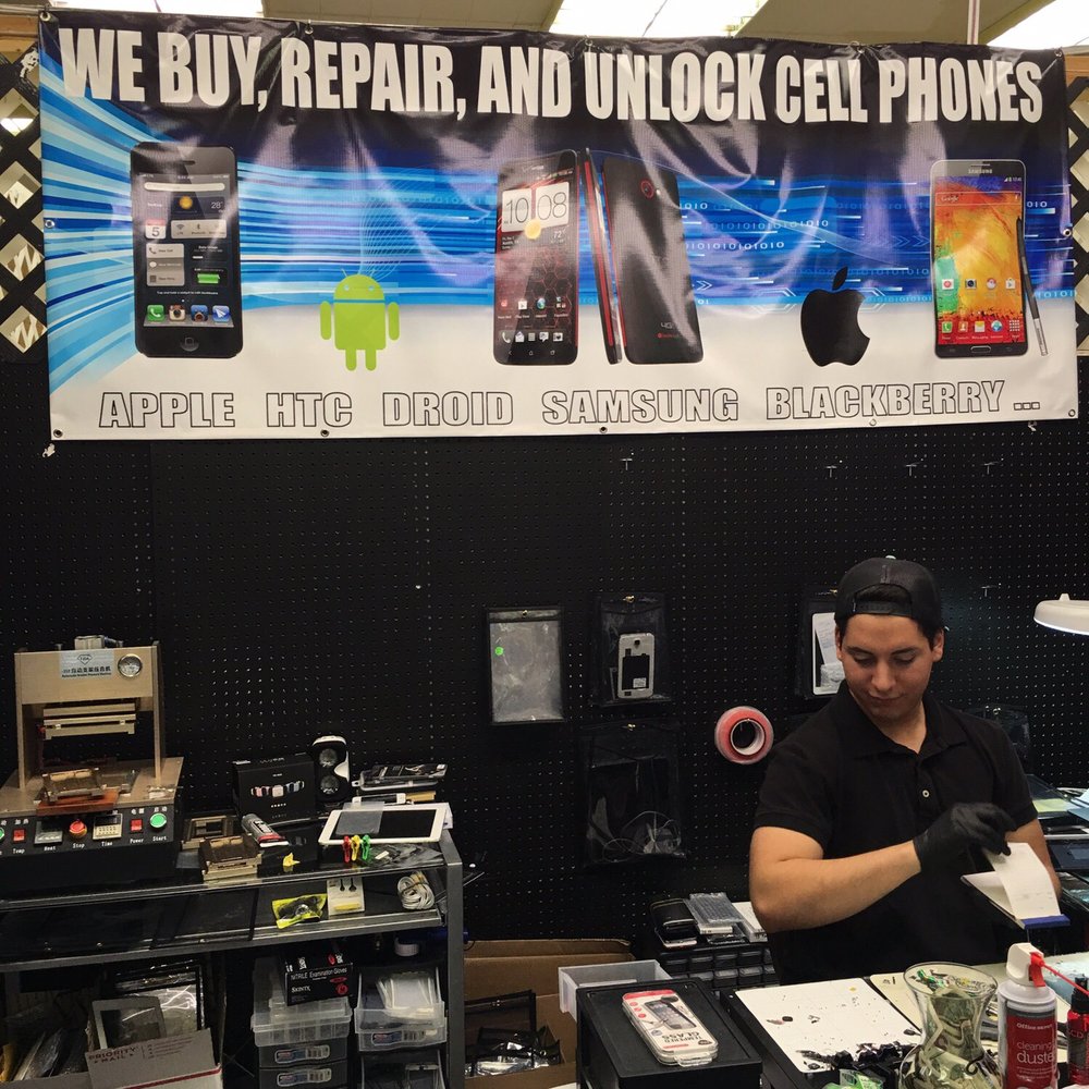 iTech Customs - Andre repaired my tablet today; took him less than 5 min. Booth J3 - Electronics Repair Near Me - Las Vegas, Nevada iTech Customs - Andre repaired my tablet today; took him less than 5 min. Booth J3 - Electronics Repair Near Me - Las Vegas, Nevada