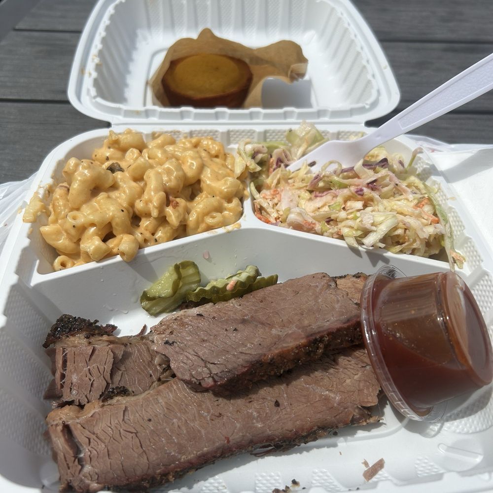 Bigfoot BBQ - These's guys need more photos so here's one - Barbeque Near Me - Olympia, Washington Bigfoot BBQ - These's guys need more photos so here's one - Barbeque Near Me - Olympia, Washington