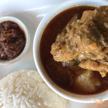 Eastern Palace - Burmese chicken curry - great chicken but too mild for me - Sushi Bars Near Me - Lancaster, Pennsylvania