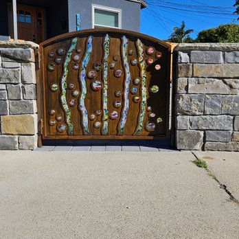 Black Magic Metal Art - Glass and metal gate - Metal Fabricators Near Me - Oxnard, California Black Magic Metal Art - Glass and metal gate - Metal Fabricators Near Me - Oxnard, California