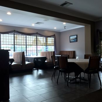Caldeiras Restaurant - a view of the dining room - Portuguese Near Me - Fall River, Massachusetts