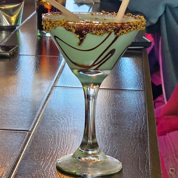 Leo’s Bar - Pistachio martini - Bars Near Me - Puerto Peñasco, SON Leo’s Bar - Pistachio martini - Bars Near Me - Puerto Peñasco, SON