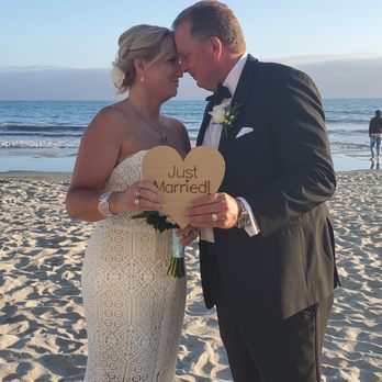 The Glare Photography - Amy and Kelly wedding on 7/11/19- Picture taken by Alberto with The Glare Photography. - Event Photography Near Me The Glare Photography - Amy and Kelly wedding on 7/11/19- Picture taken by Alberto with The Glare Photography. - Event Photography Near Me