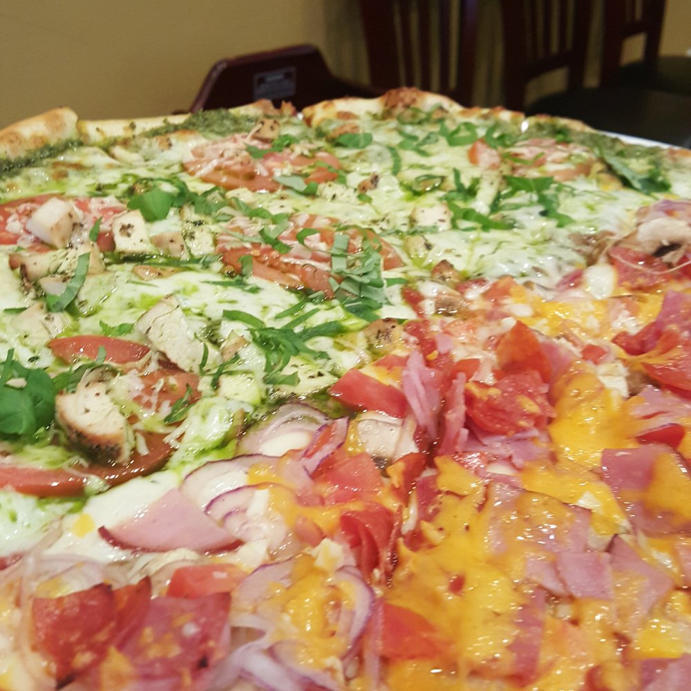 Pizza On Tap - House special, pesto with chicken - Pizza Near Me - Vista, California Pizza On Tap - House special, pesto with chicken - Pizza Near Me - Vista, California
