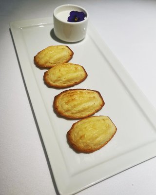 Petrossian at Tiffany by null