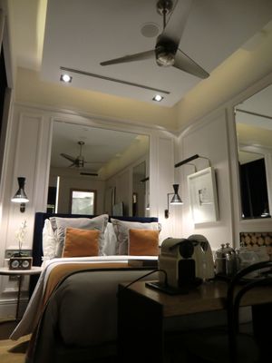Brown's Central Hotel by null