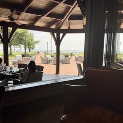Bucky's Birdcage Lounge - Lounge view - looks out to the bay. Pretty!
