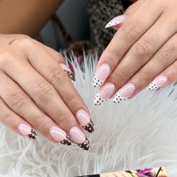 Magic Nails