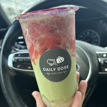 Daily Dose Craft Bar - Strawberry Green Tea - Coffee & Tea Near Me - Jacksonville, Florida