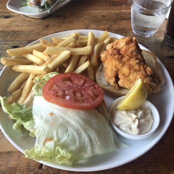 Hob Nob - Fish sandwich - New American Near Me - Naples, Florida Hob Nob - Fish sandwich - New American Near Me - Naples, Florida