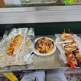Los Chuzos Y Algo Mas - Colombian Near Me - Jackson Heights, New York Los Chuzos Y Algo Mas - Colombian Near Me - Jackson Heights, New York