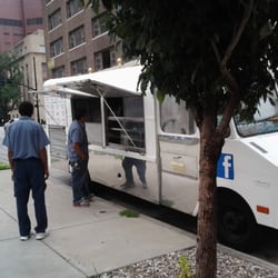 Los Tules Food Truck