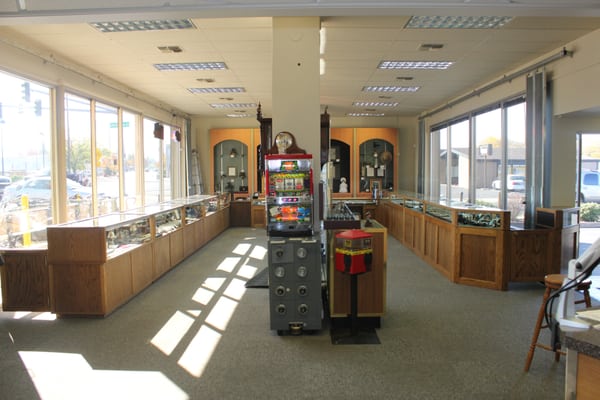 SOUTHERN OREGON PAWN - Updated July 2026 - 18 Reviews - 400 N Riverside